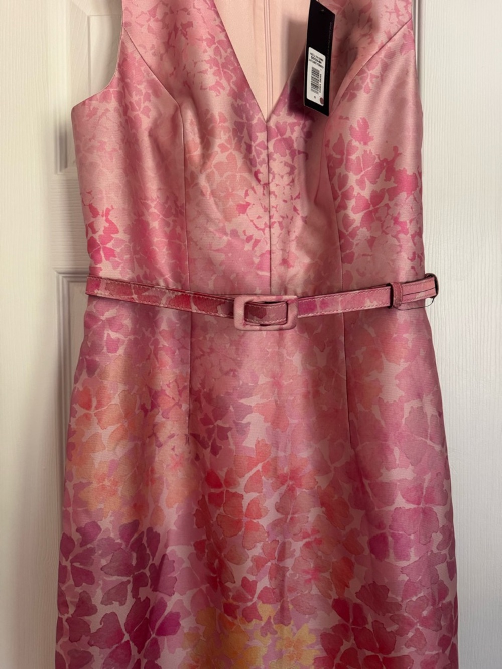 Sachin + Babi Adellyn Gown in Sunset Hydrangea Size 8 - Picture 4 of 8